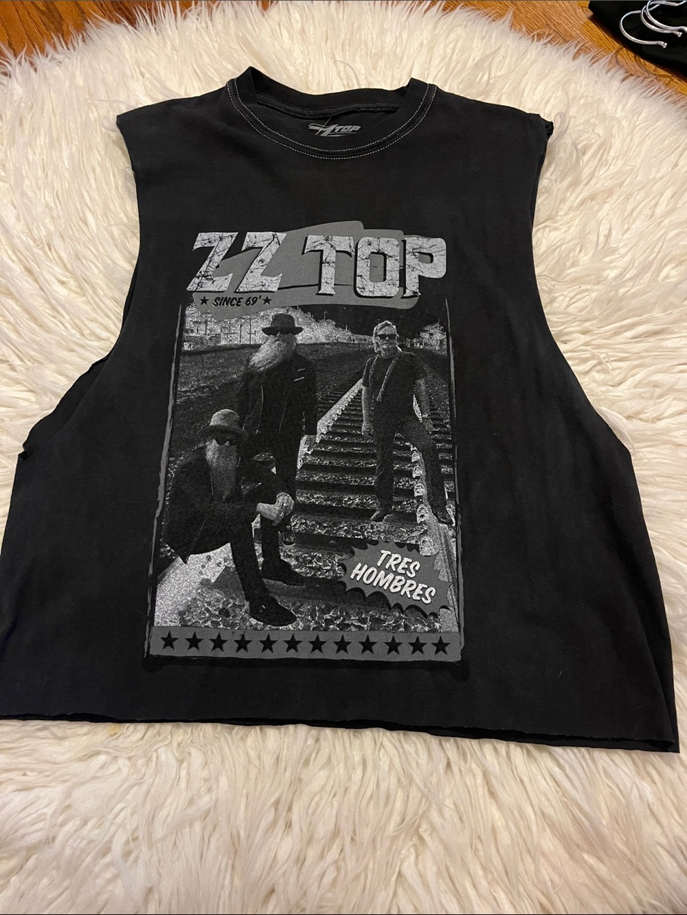 NWT Forever 21 Women’s Black ZZ Top Graphic Cut off Muscle Tee Size S/M